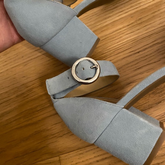 Suede block heel. Worn once. Make me an offer 😊 - Picture 2 of 5